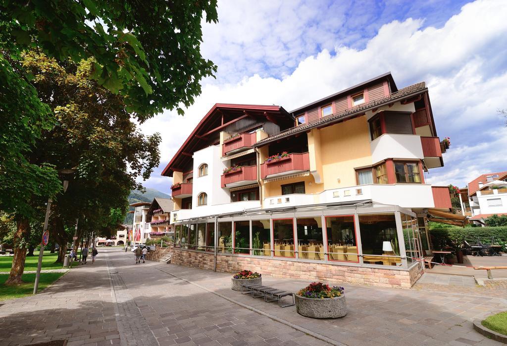 Residence Bacher วาลเดารา ดิ โซปรา ภายนอก รูปภาพ